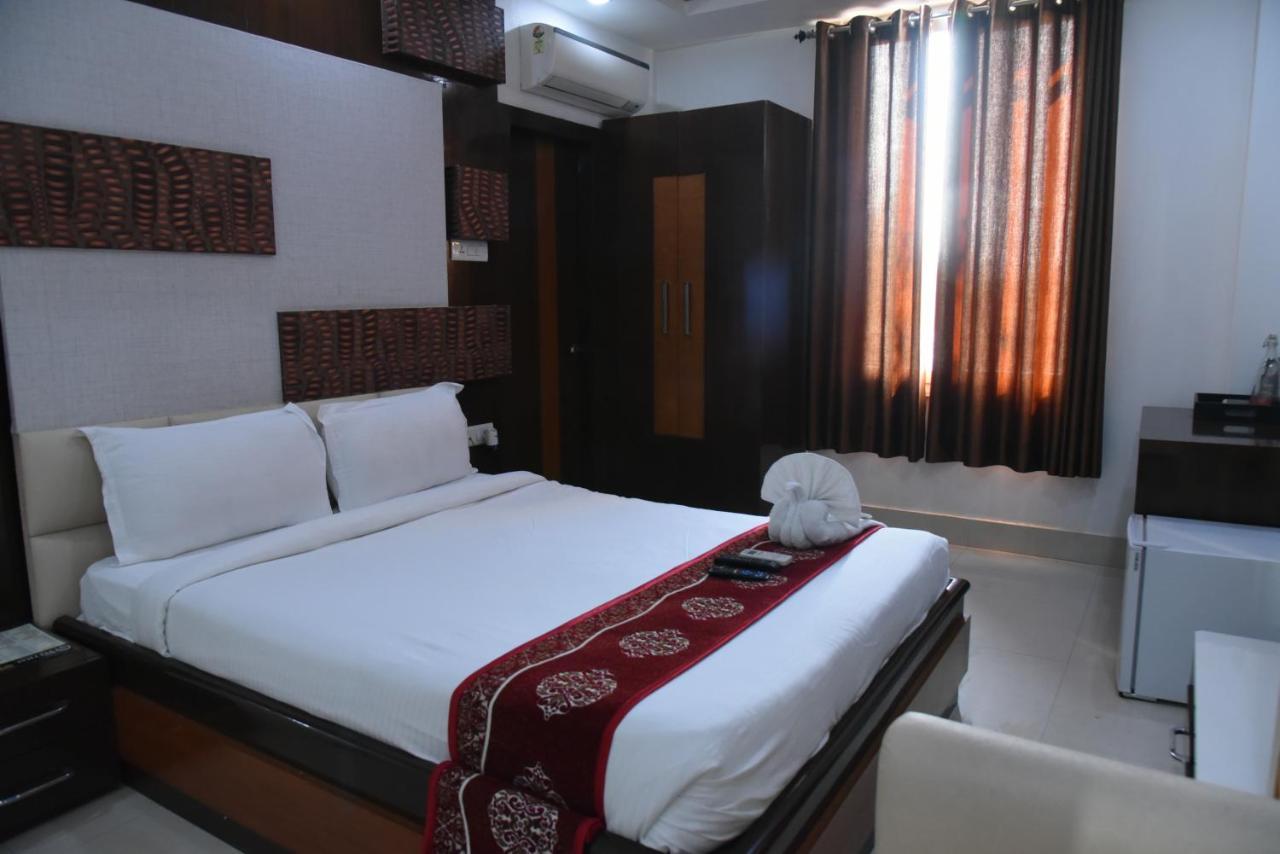 Hotel Vitthal International, Prayagraj Bagian luar foto