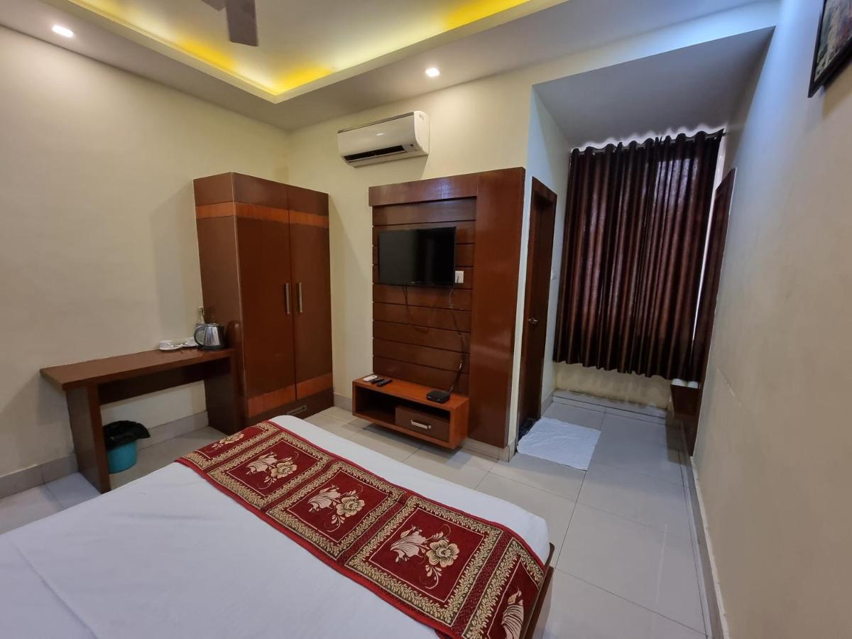 Hotel Vitthal International, Prayagraj Bagian luar foto