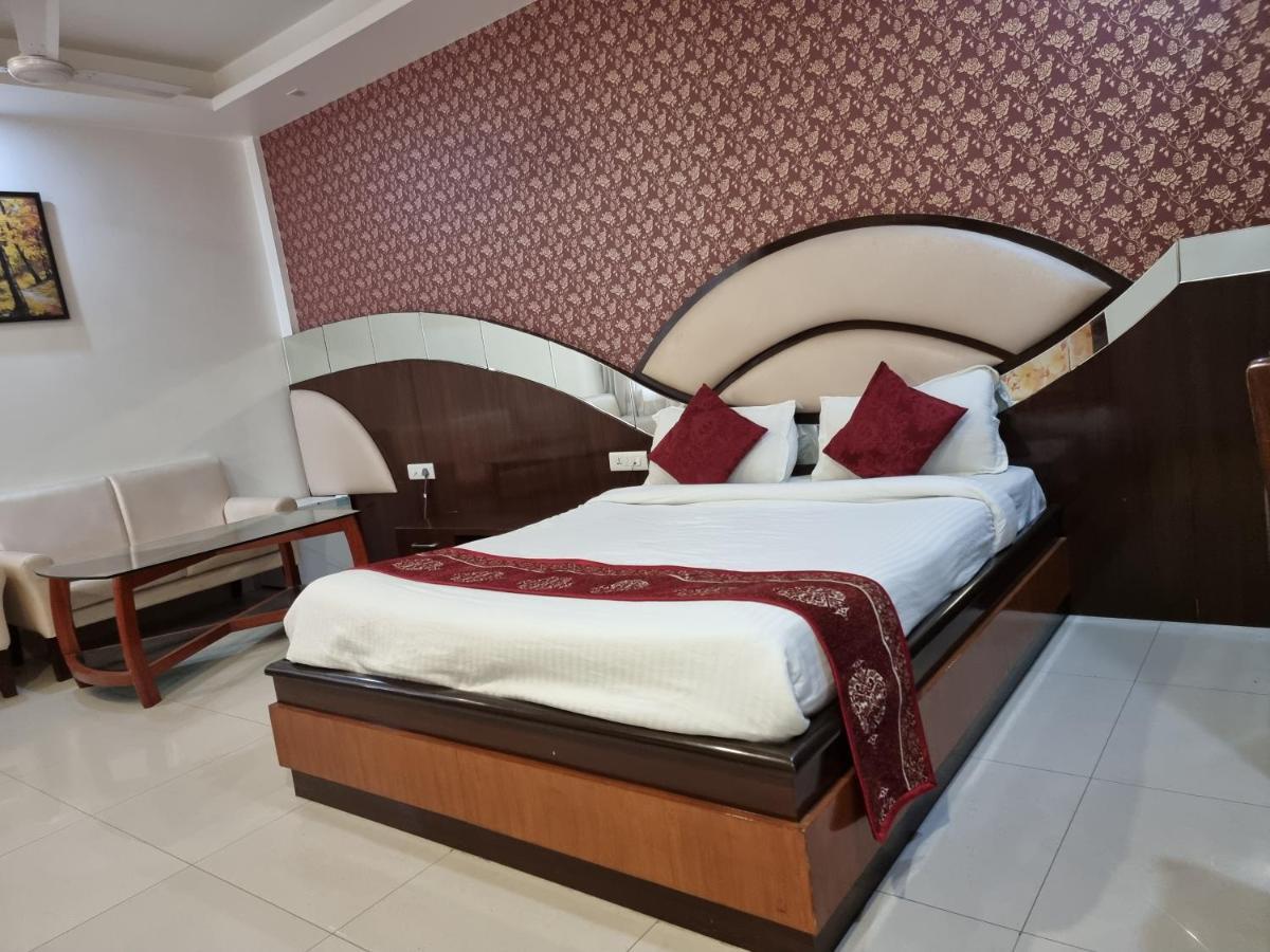 Hotel Vitthal International, Prayagraj Bagian luar foto